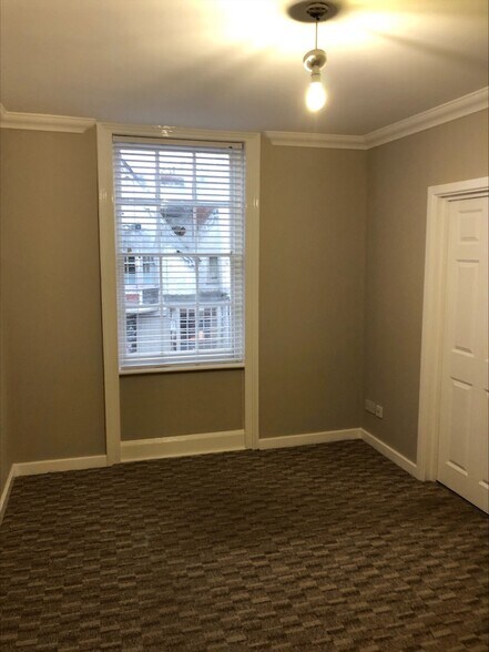 60 Newland St, Witham à vendre - Photo intérieure – Image 3 sur 4