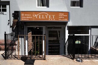Plus de détails pour 306 Graham Ave, Brooklyn, NY - Local commercial à louer