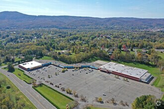 1000-1088 Memorial Dr, Pulaski, VA - Vue aérienne  vue de carte - Image1
