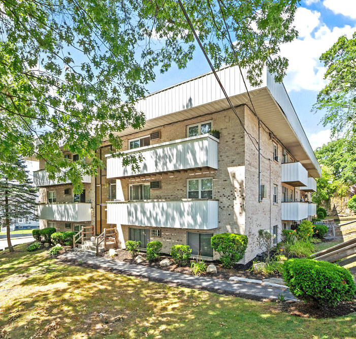 169 Aiken Ave, Lowell, MA à vendre Photo principale– Image 1 sur 19