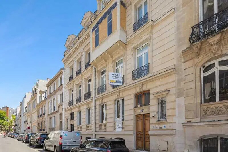 26 Rue Fortuny, Paris à louer Photo de l’immeuble– Image 1 sur 14