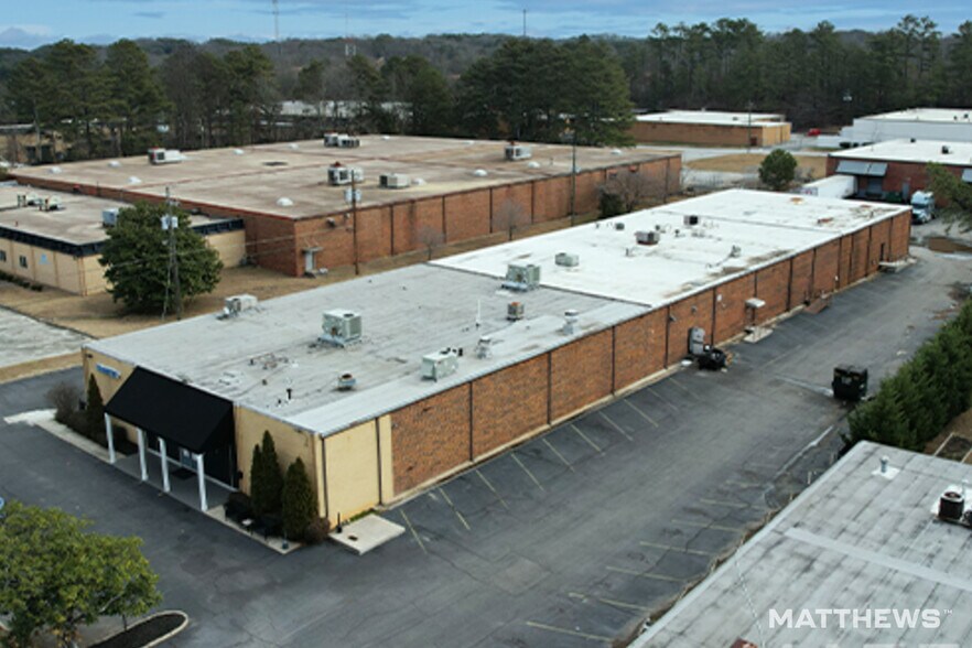 4470 Commerce Dr SW, Atlanta, GA à louer - Photo de l’immeuble – Image 3 sur 5