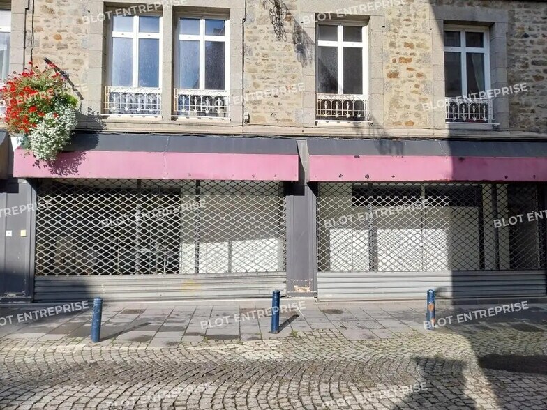 Local commercial dans Saint-Brieuc à louer - Photo de l’immeuble – Image 1 sur 4
