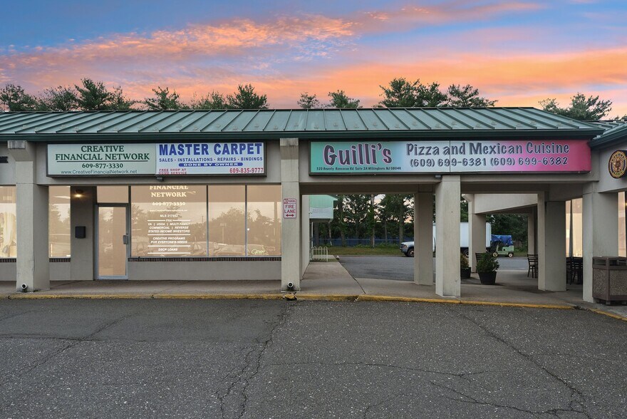 320 Beverly Rancocas Rd, Willingboro, NJ à vendre - Photo de l’immeuble – Image 2 sur 35