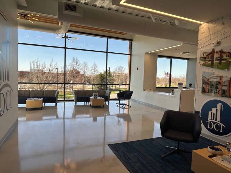 120 Marina Dr, Rochester, NY à louer - Photo de l’immeuble – Image 3 sur 7