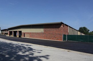 Plus de détails pour 1703 Eastwood Dr, Aurora, IL - Industriel/Logistique à louer