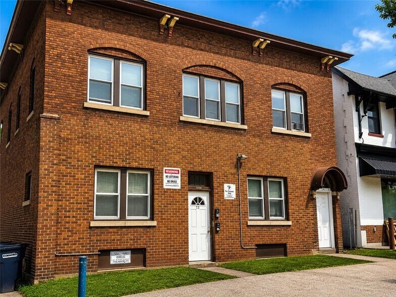 1056 Dewey Ave, Rochester, NY à vendre - Photo de l’immeuble – Image 1 sur 22