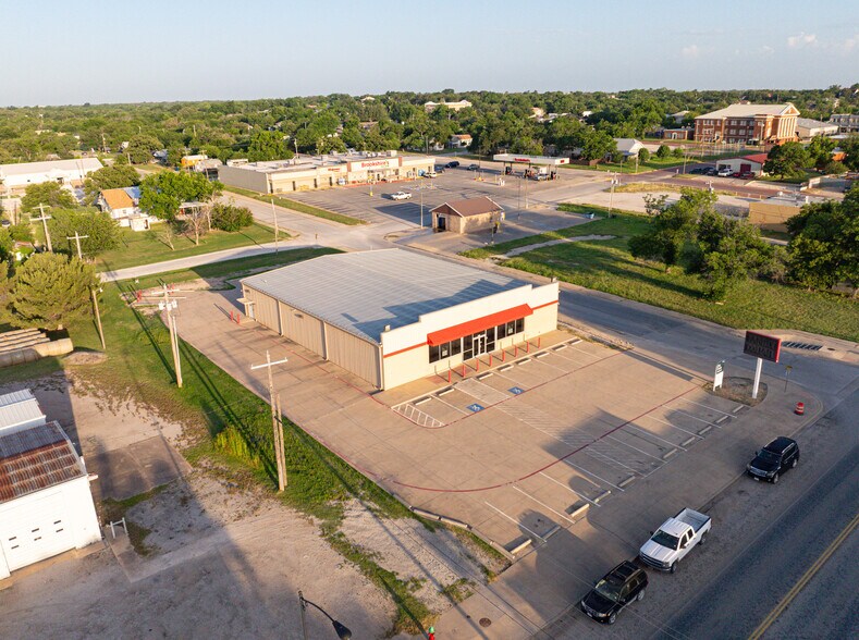 1106 Conrad Hilton Blvd, Cisco, TX à vendre - Photo de l’immeuble – Image 3 sur 12
