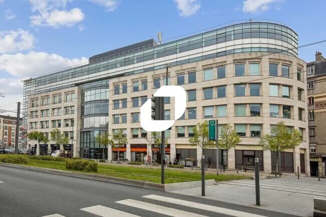 Plus de détails pour 90 Boulevard National, La Garenne-Colombes - Bureau à louer