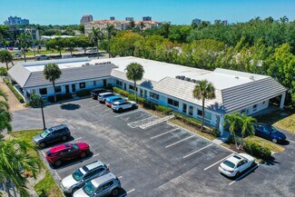 Plus de détails pour 5006 Tamiami Trl N, Naples, FL - Bureau/Local commercial à louer