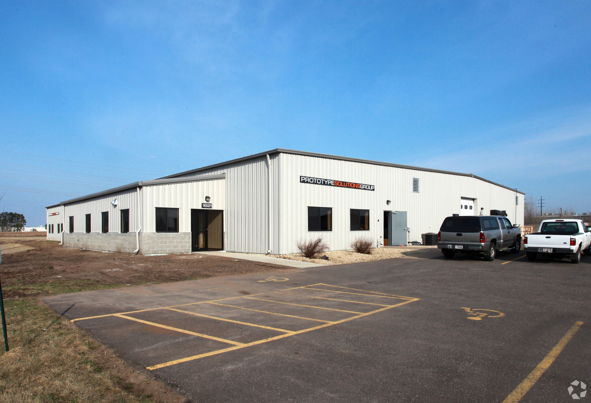 1621 Indianhead Dr NE, Menomonie, WI à vendre Photo principale– Image 1 sur 5