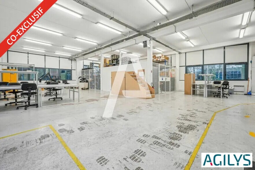 Local d'activités dans Saclay à vendre - Photo de l’immeuble – Image 1 sur 12