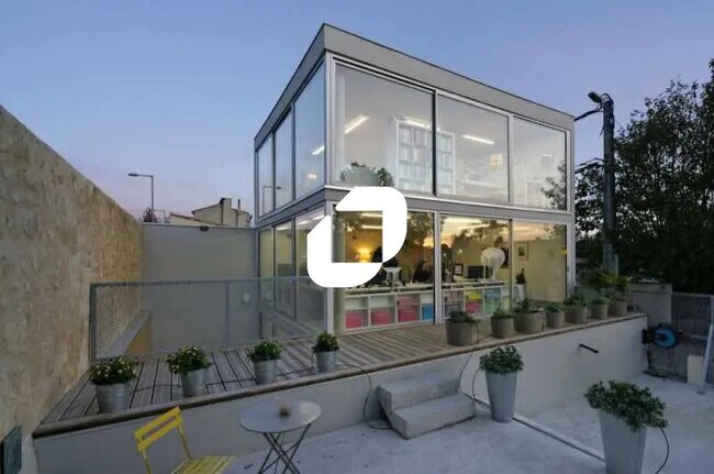 Plus de détails pour Bureau à louer