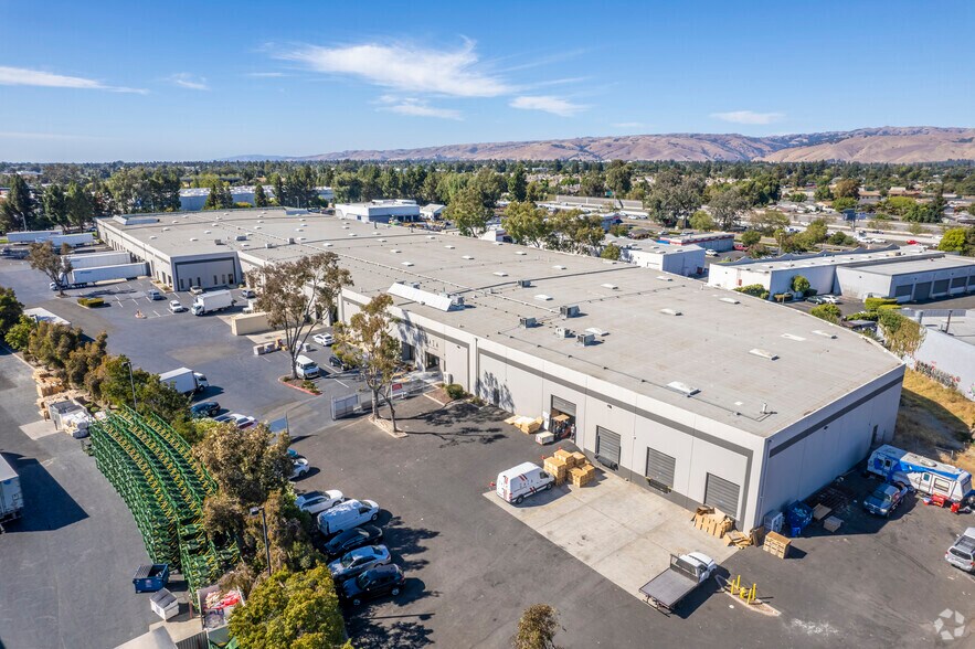 40545-40577 Albrae St, Fremont, CA à louer - Photo de l’immeuble – Image 2 sur 5