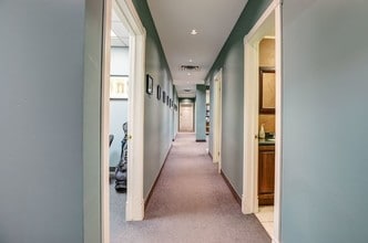 1220 Matheson Blvd E, Mississauga, ON à vendre Photo intérieure– Image 1 sur 8