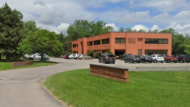 800 Ayrault Rd, Fairport, NY à louer Photo intérieure– Image 2 sur 7