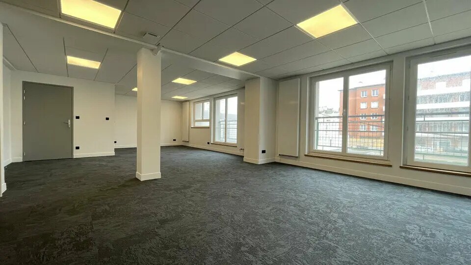 Bureau dans Le Havre à louer - Photo de l’immeuble – Image 3 sur 5