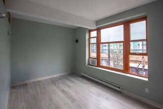 1026 Davie St, Vancouver, BC à louer Photo intérieure– Image 2 sur 3