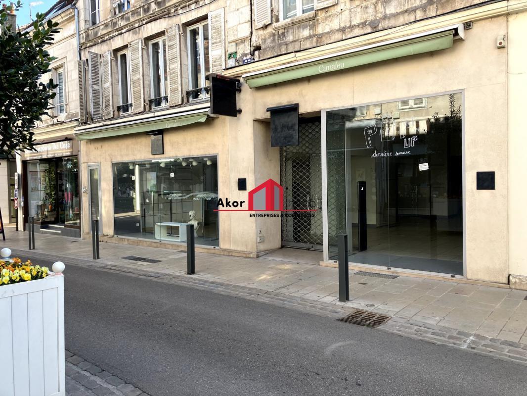 Local commercial dans Auxerre à vendre Photo de l’immeuble– Image 1 sur 8