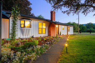 Plus de détails pour 710 Cleveland Rapids Rd, Roseburg, OR - Logement à vendre