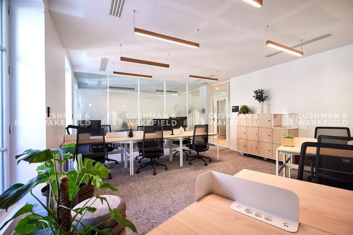 Espace de coworking dans Paris à louer Photo de l’immeuble– Image 1 sur 10