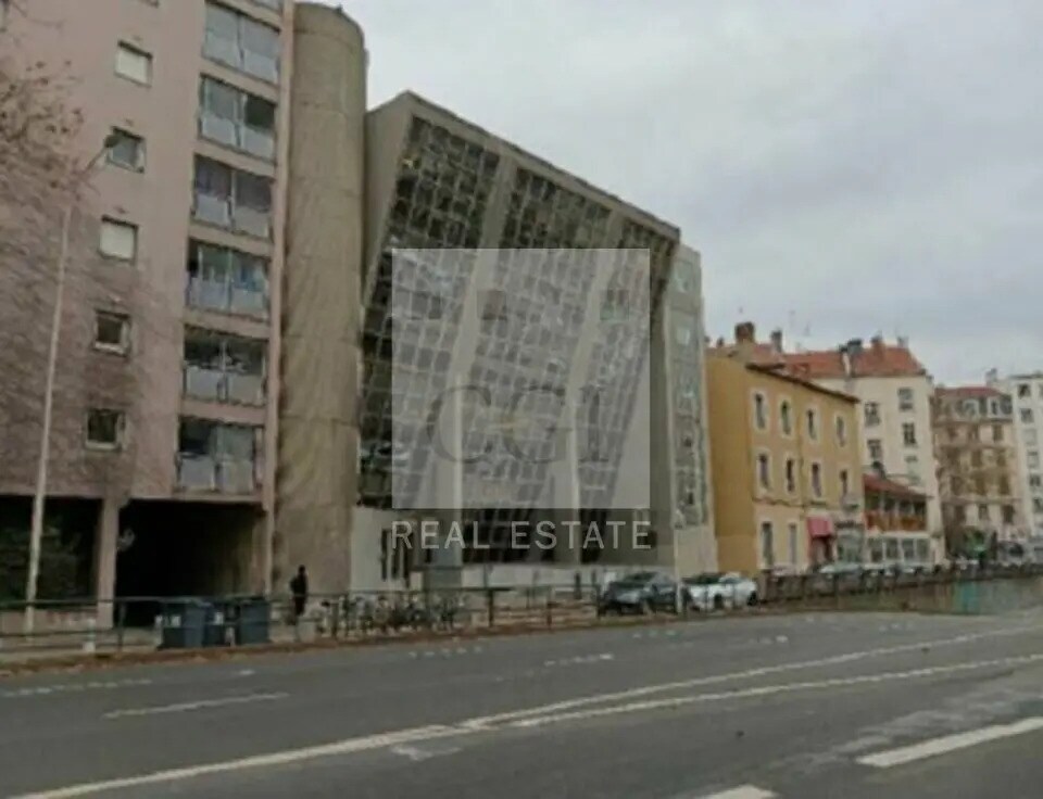 Bureau dans Lyon à louer Photo de l’immeuble– Image 1 sur 13