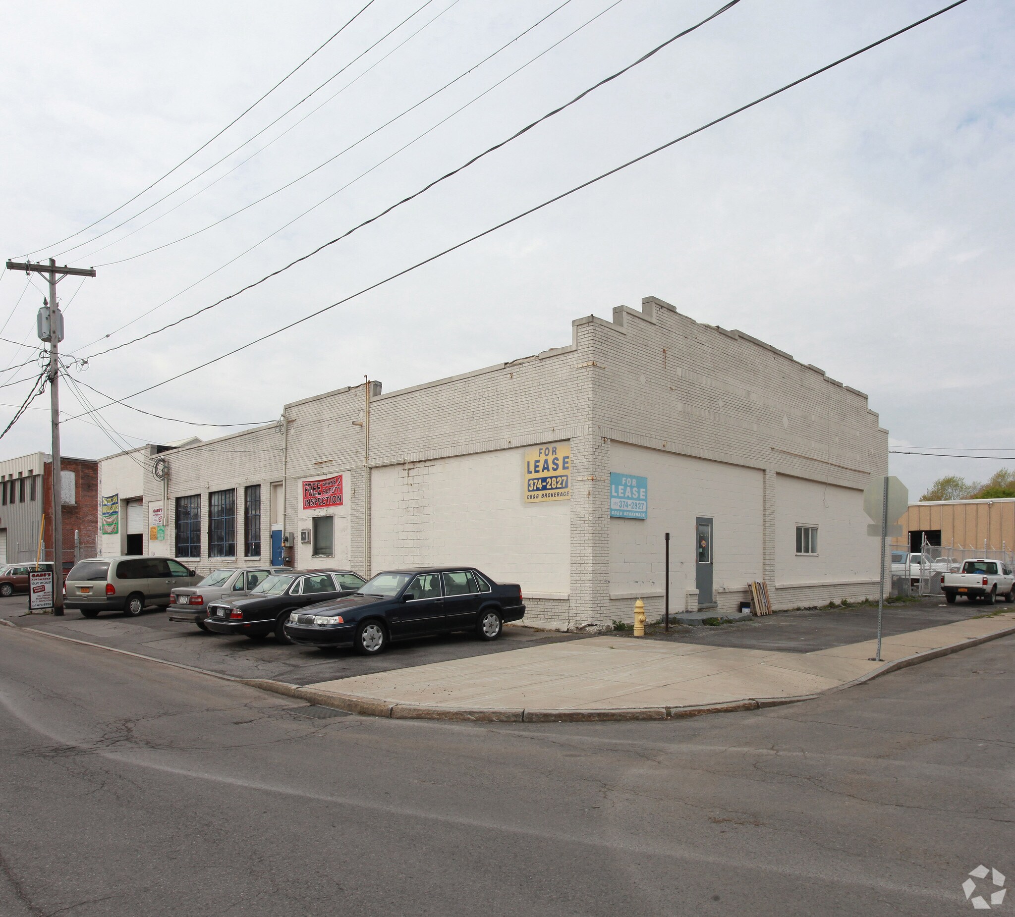 215 Park Ave, Syracuse, NY à louer Photo principale– Image 1 sur 4