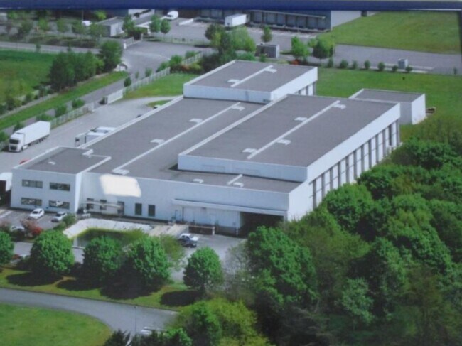 Plus de détails pour Industriel/Logistique à louer