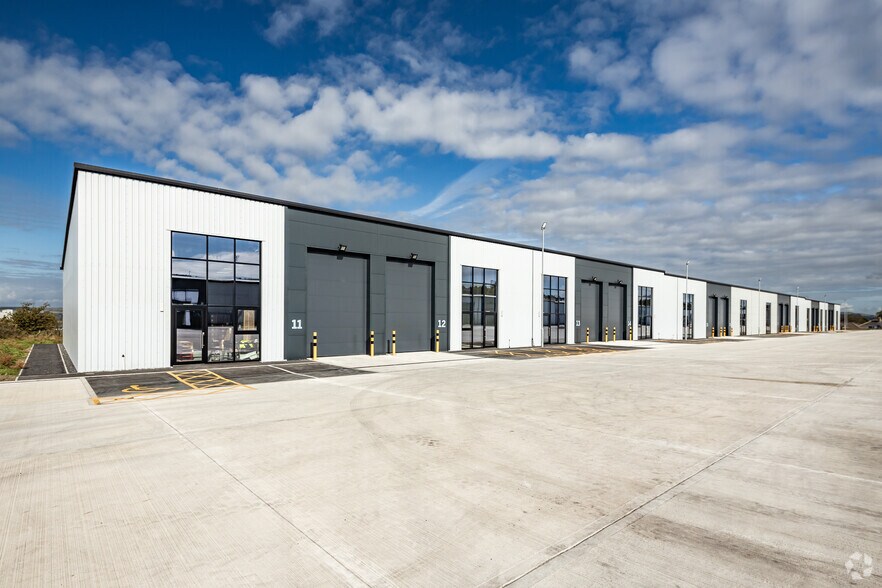 Rossendale Rd, Burnley à louer - Photo de l’immeuble – Image 2 sur 2