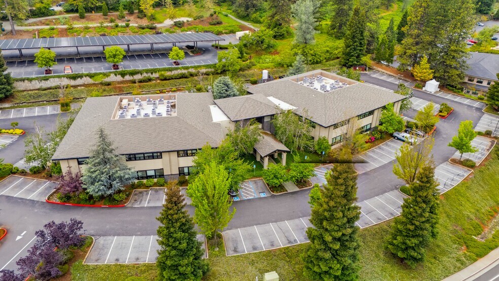 300 Sierra College Dr, Grass Valley, CA à vendre - Aérien – Image 2 sur 6