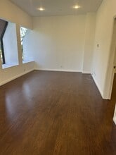 23276 S Pointe Dr, Laguna Hills, CA à louer Photo intérieure– Image 2 sur 15