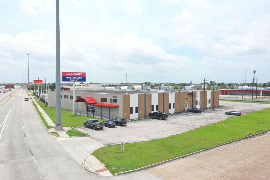 6700 Gulf Fwy, Houston, TX à vendre - Photo de l’immeuble – Image 3 sur 12