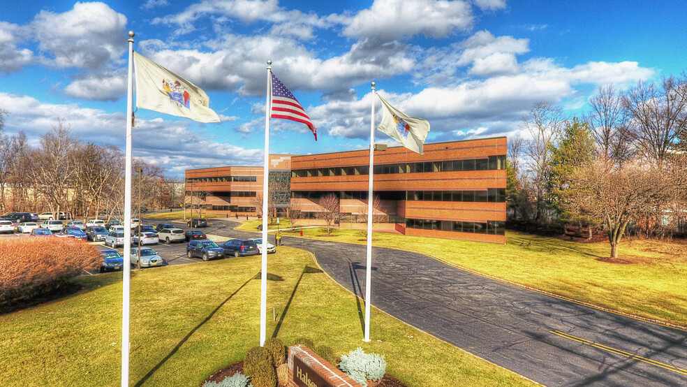 90 E Halsey Rd, Parsippany, NJ à louer - Photo de l’immeuble – Image 3 sur 8