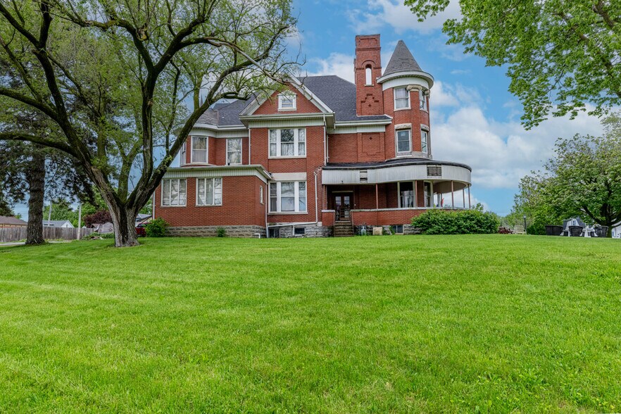 518 Jackson St, Saint Marys, OH à vendre - Photo de l’immeuble – Image 3 sur 13