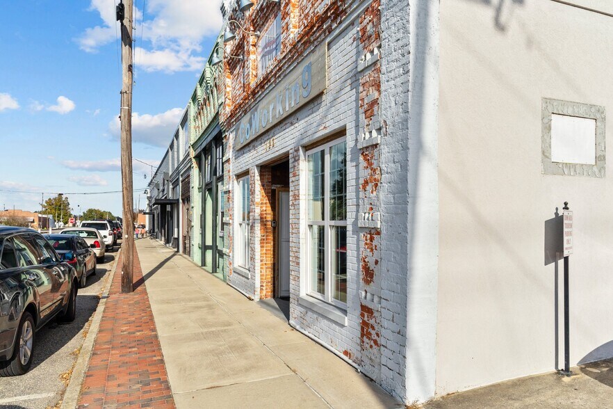 123 S Railroad Ave, Dunn, NC à vendre - Photo de l’immeuble – Image 2 sur 65