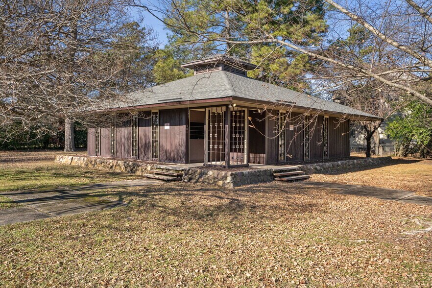 401 N James St, Goldsboro, NC à vendre - Photo de l’immeuble – Image 2 sur 29