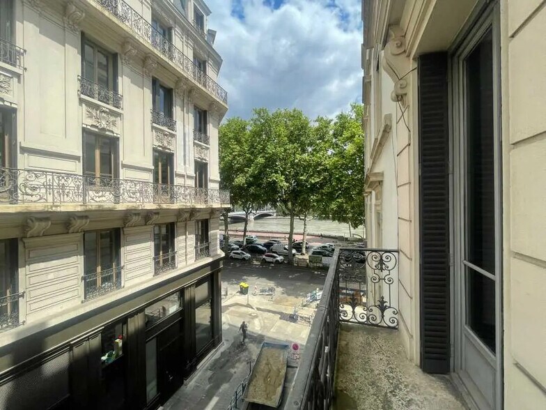 Bureau dans Lyon à louer - Photo de l’immeuble – Image 3 sur 8