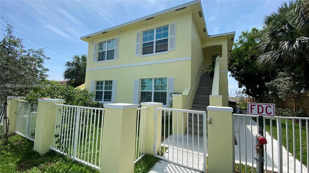 56 W 12th St, West Palm Beach, FL à vendre - Photo de l’immeuble – Image 3 sur 13