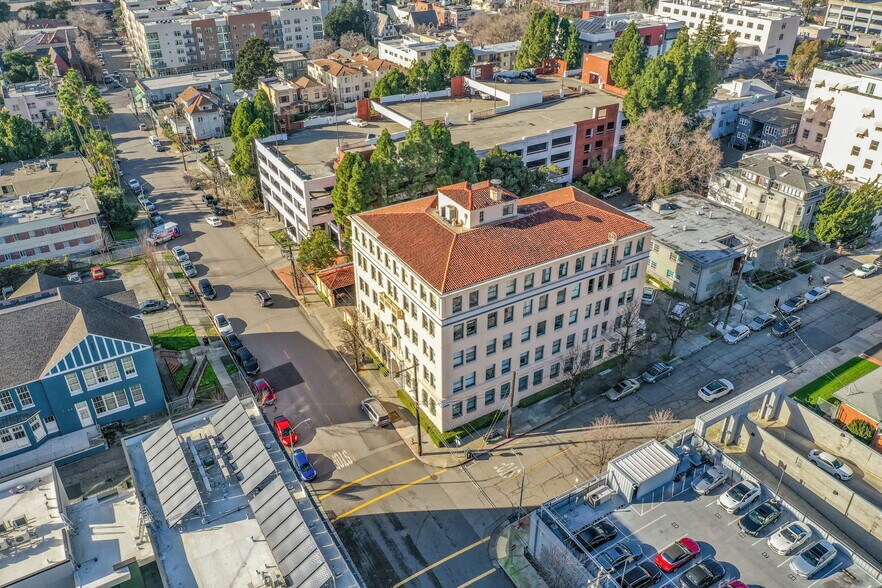 400 29th St, Oakland, CA à louer - Photo de l’immeuble – Image 1 sur 27