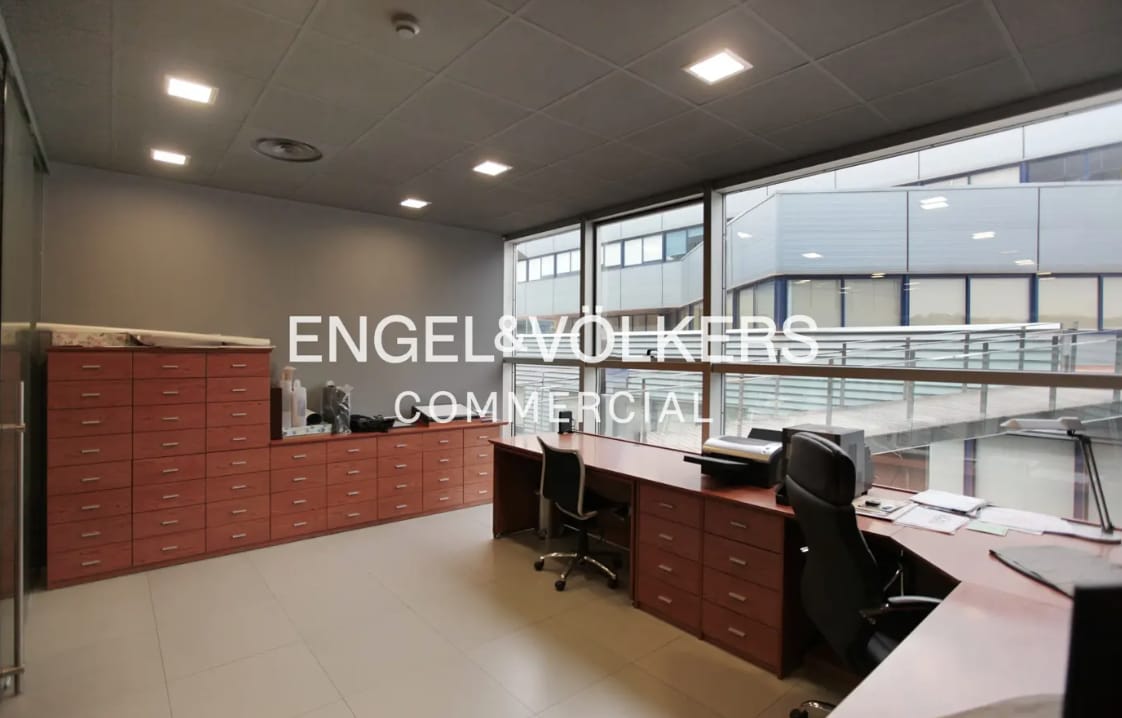 Bureau dans Sant Cugat del Vallès, Barcelona à louer Photo intérieure– Image 1 sur 8