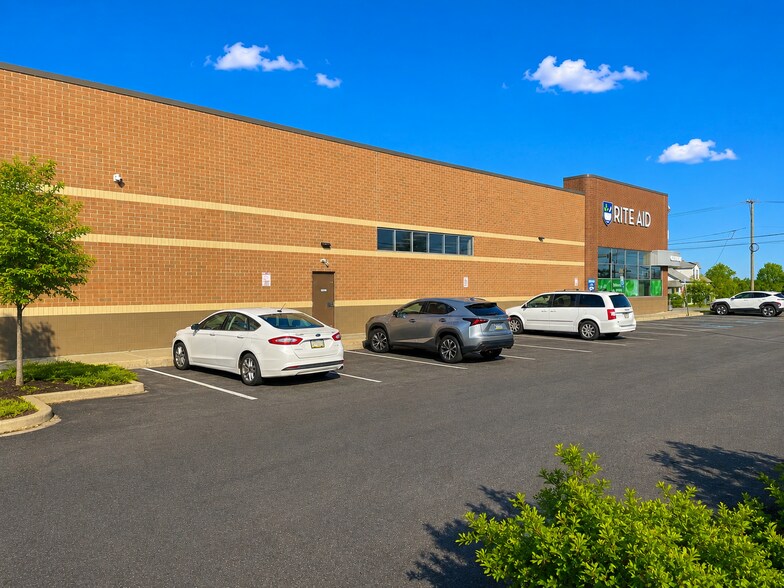 639 Hamlin Hwy, Lake Ariel, PA à louer - Photo de l’immeuble – Image 2 sur 7