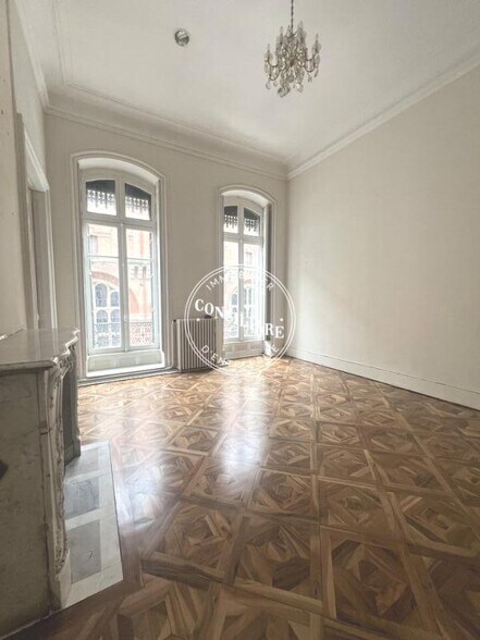 15 Rue D'Alsace Lorraine, Toulouse à louer - Photo intérieure – Image 3 sur 5