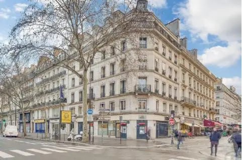 42 Boulevard De Sébastopol, Paris à louer Photo de l’immeuble– Image 1 sur 20
