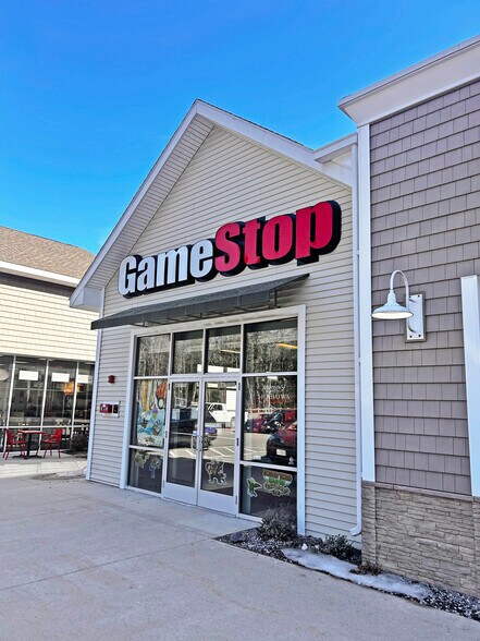 574 Alfred St, Biddeford, ME à louer - Photo de l’immeuble – Image 3 sur 8