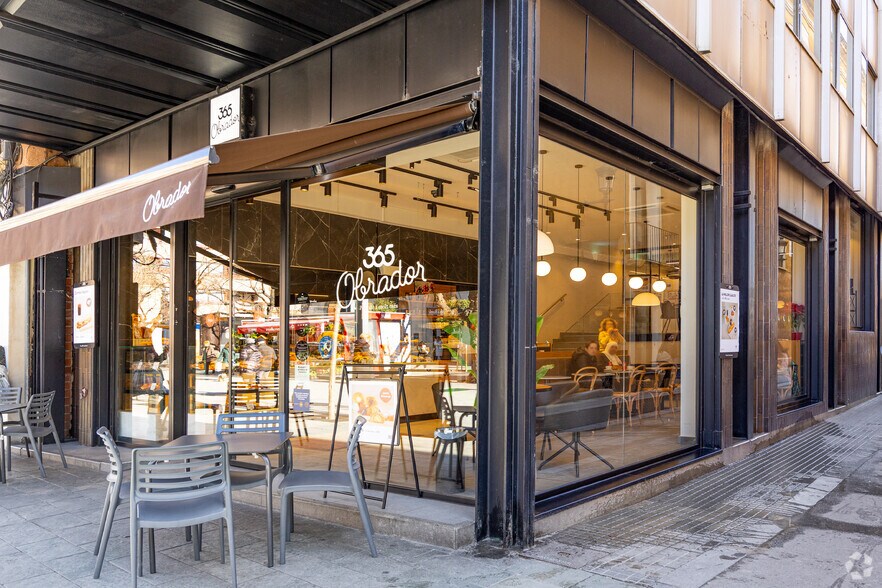 Bureau dans Granollers, Barcelona à louer - Photo de l’immeuble – Image 3 sur 3