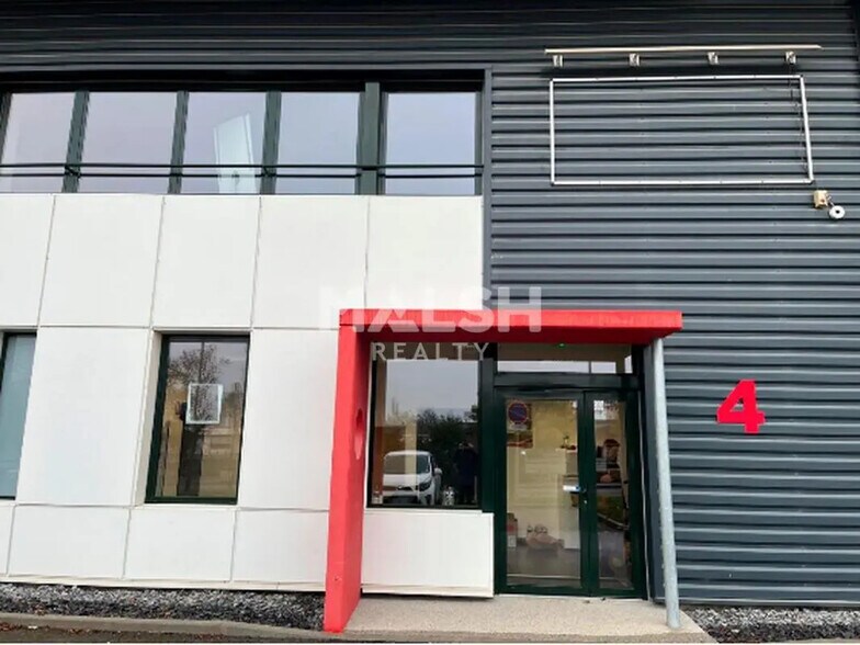 Bureau dans Saint-Quentin-Fallavier à louer - Photo de l’immeuble – Image 2 sur 24