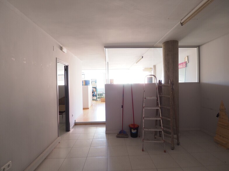 Bureau dans Granollers, Barcelona à louer - Photo de l’immeuble – Image 3 sur 3