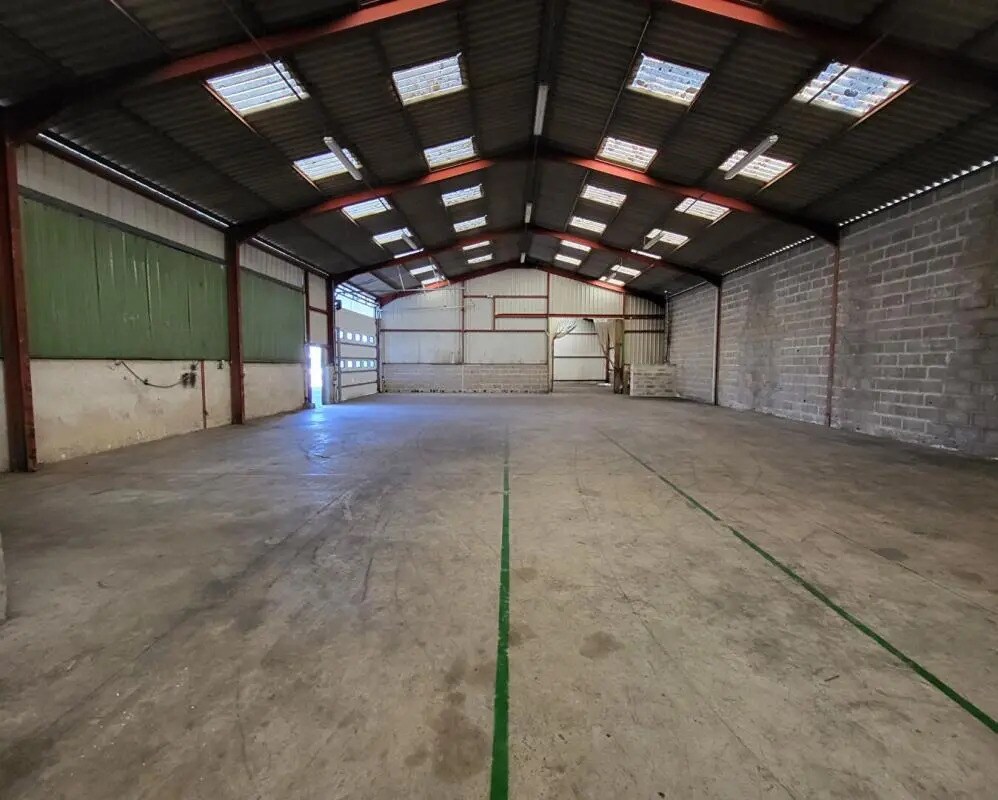 Industriel/Logistique dans Le Mans à louer Photo de l’immeuble– Image 1 sur 9