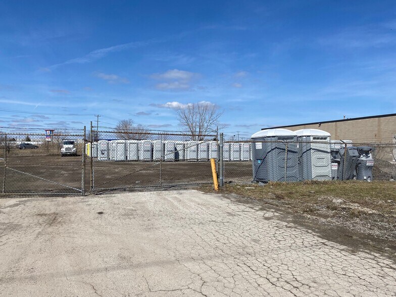 419 Millen Rd, Stoney Creek, ON à vendre - Photo de l’immeuble – Image 3 sur 5