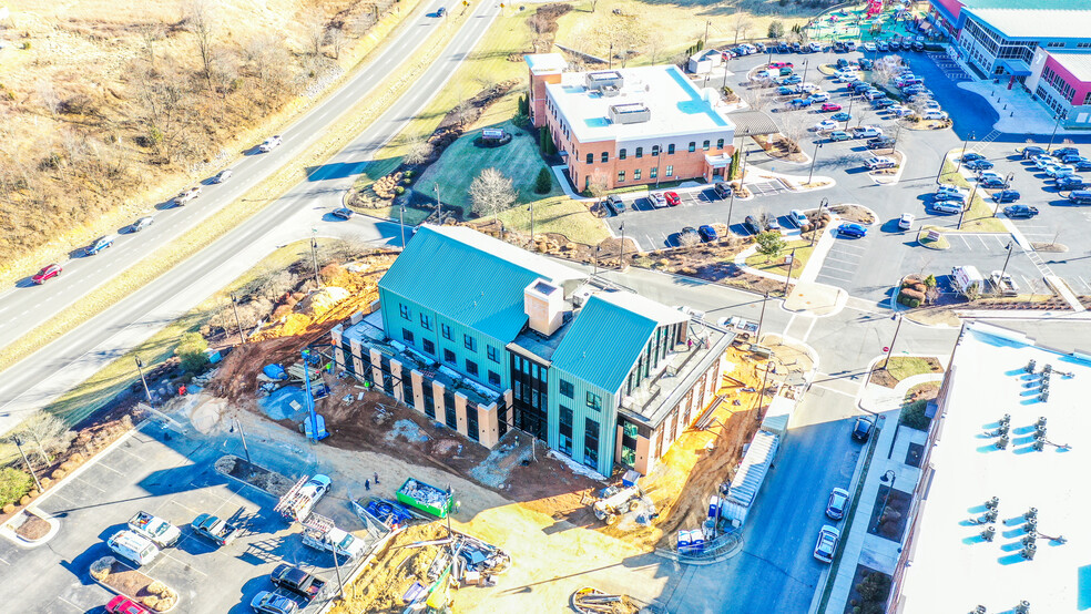 32 Town Center Street, Daleville, VA à louer - Photo de l’immeuble – Image 3 sur 4